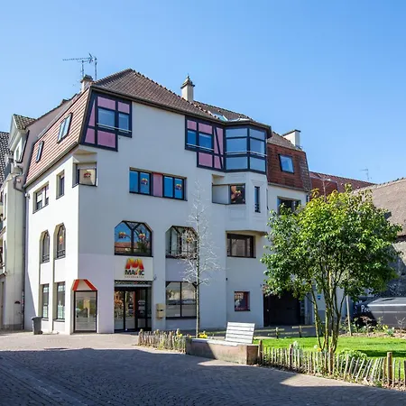 Les Murmures Des Toits - Hypercentre - Garage Prive Apartment